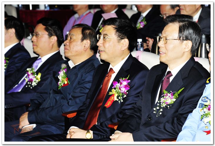 苗圩部长出席申搏建校60周年庆祝大会