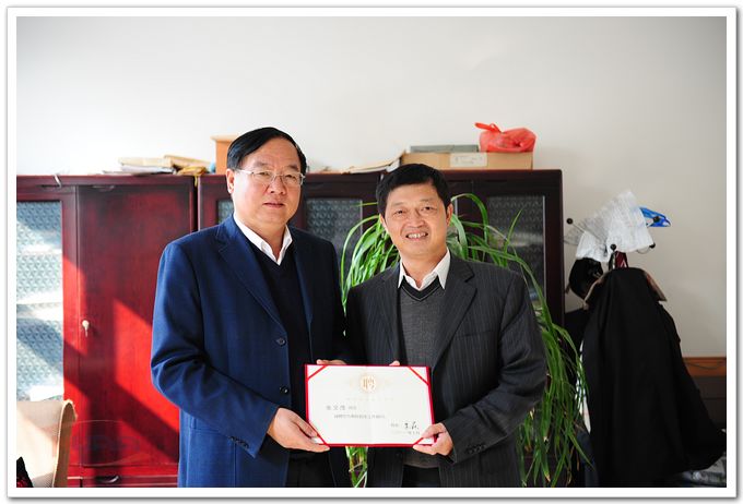 聘衡水中学校长张文茂为申搏招生工作顾问